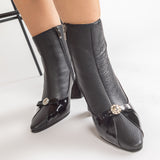 Ghete Elegante Ankle Boots din Piele Neagra cu Toc Geometric si Detaliu Bijuterie