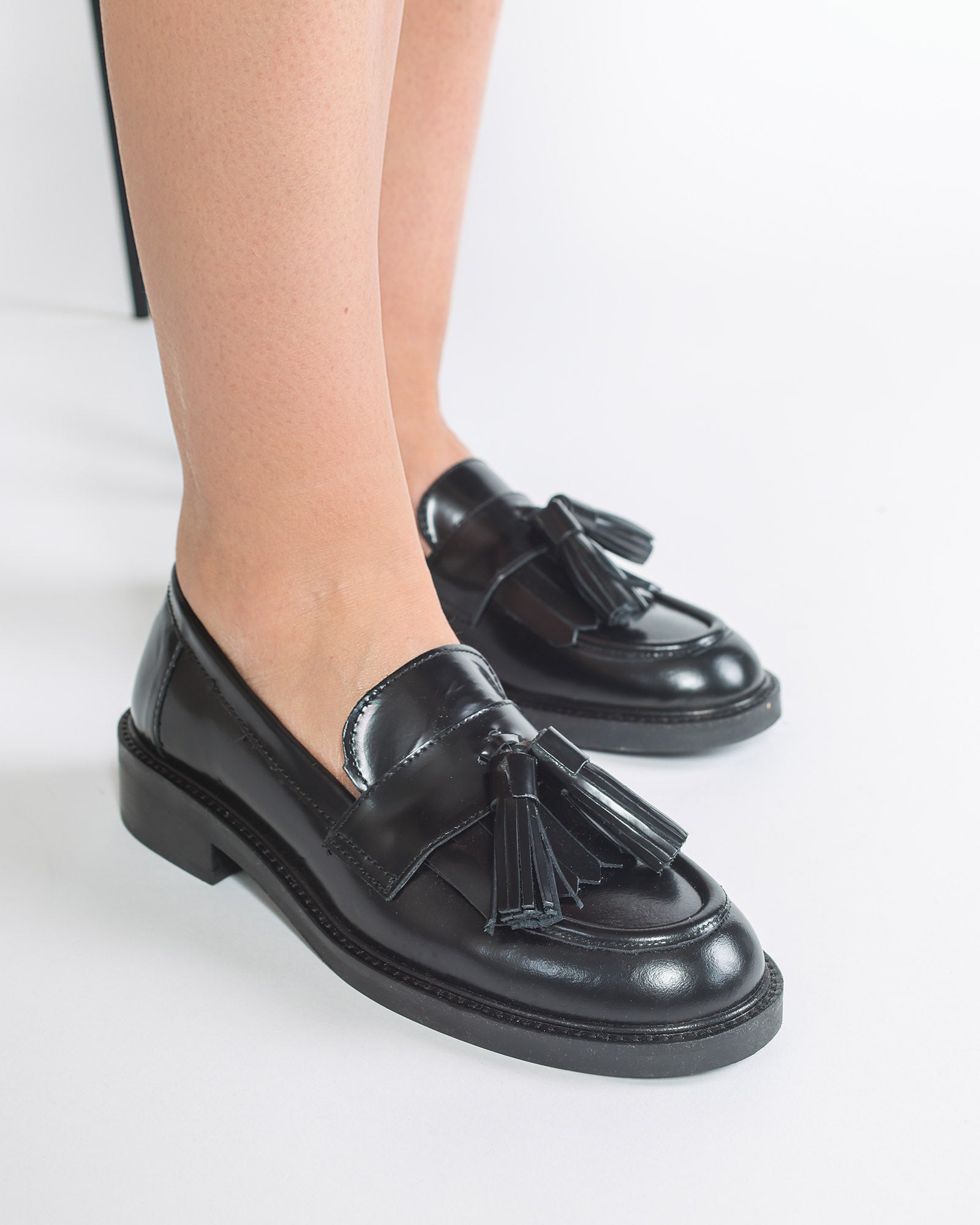 Pantofi Mocasini Tassel Piele Metalizata Neagra