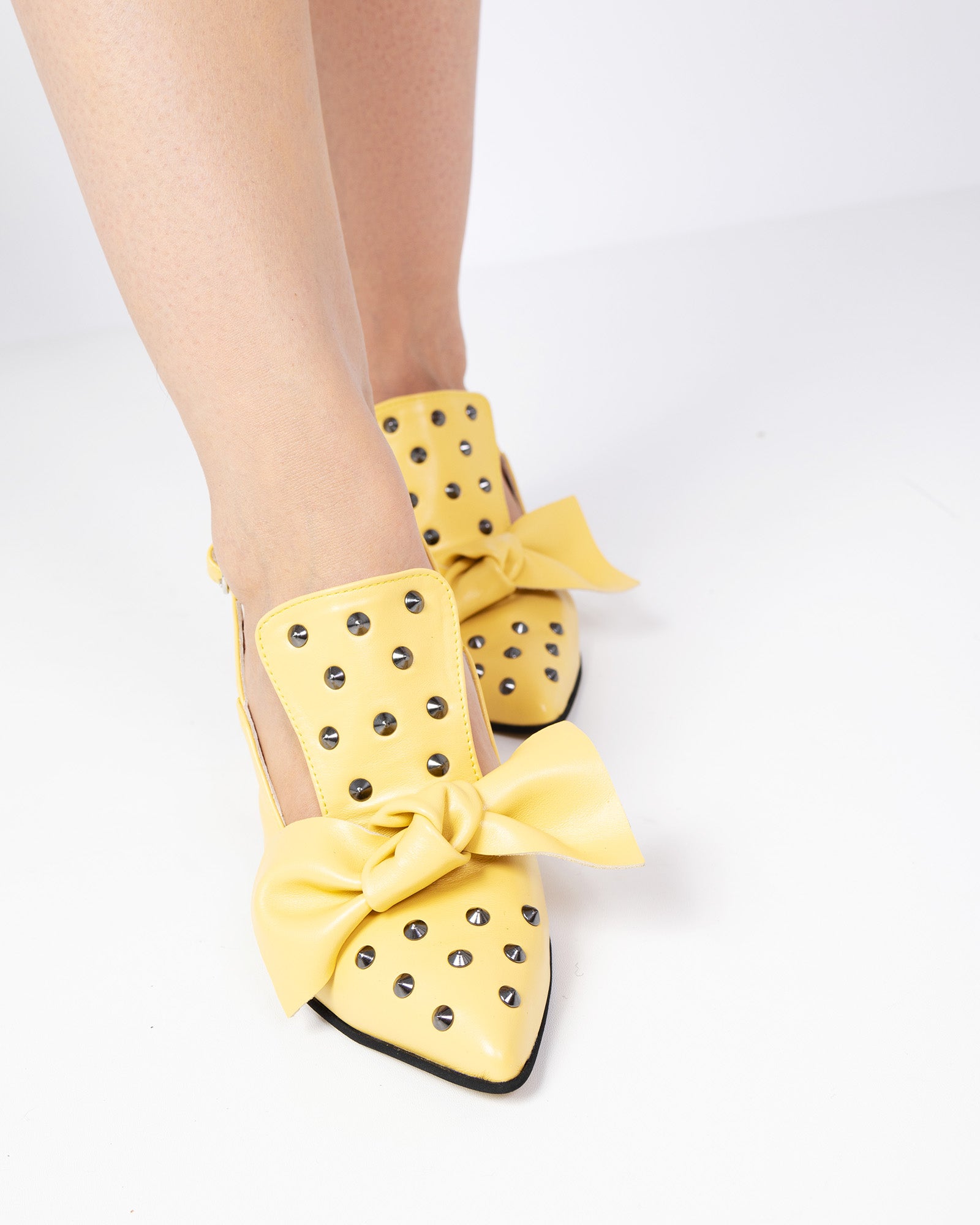 Pantofi Eleganti Cu Tinte Metallica Galben