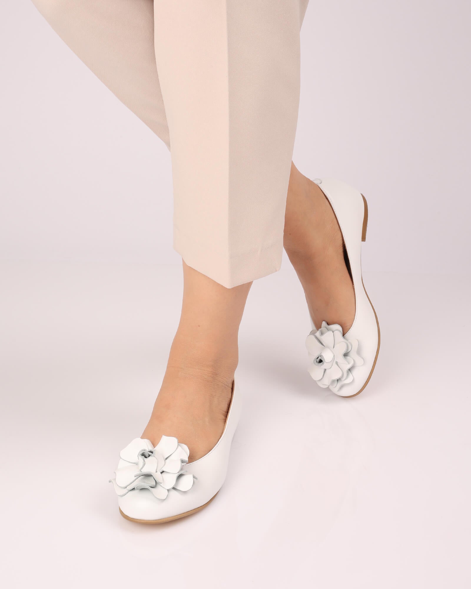 Balerini cu varf rotund Mellie White