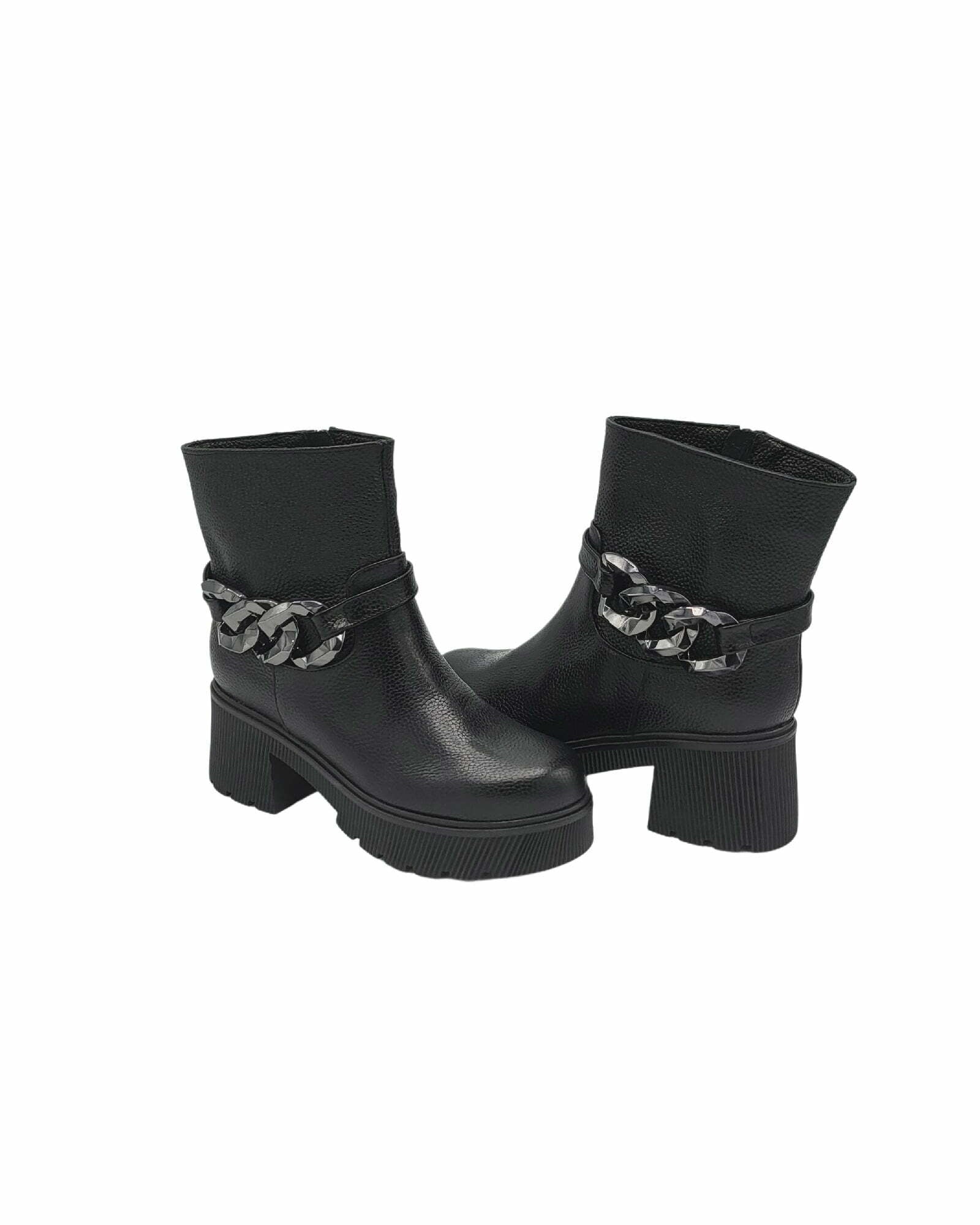 Ghete accesorizate cu lant Perla 4 negru