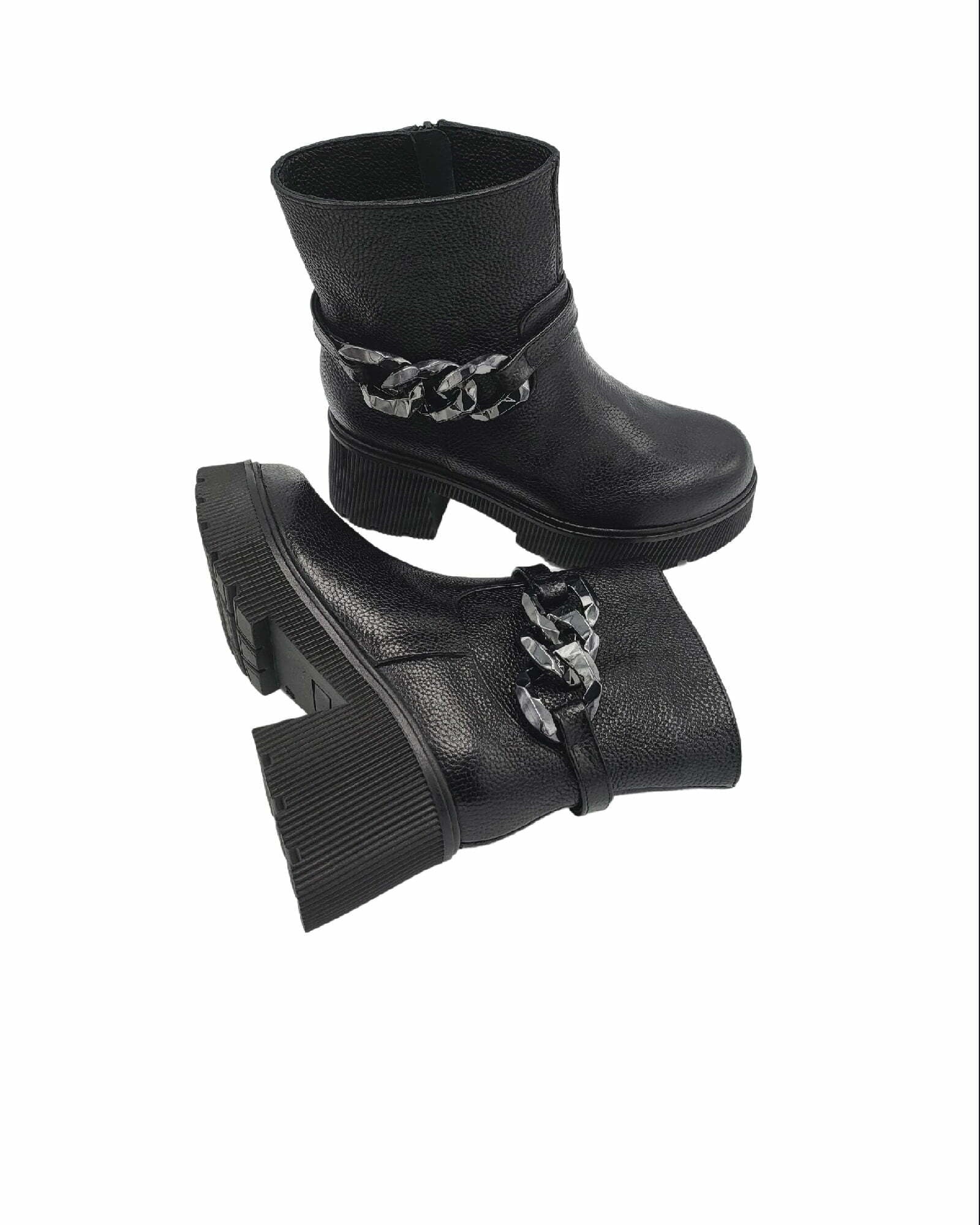 Ghete accesorizate cu lant Perla 4 negru