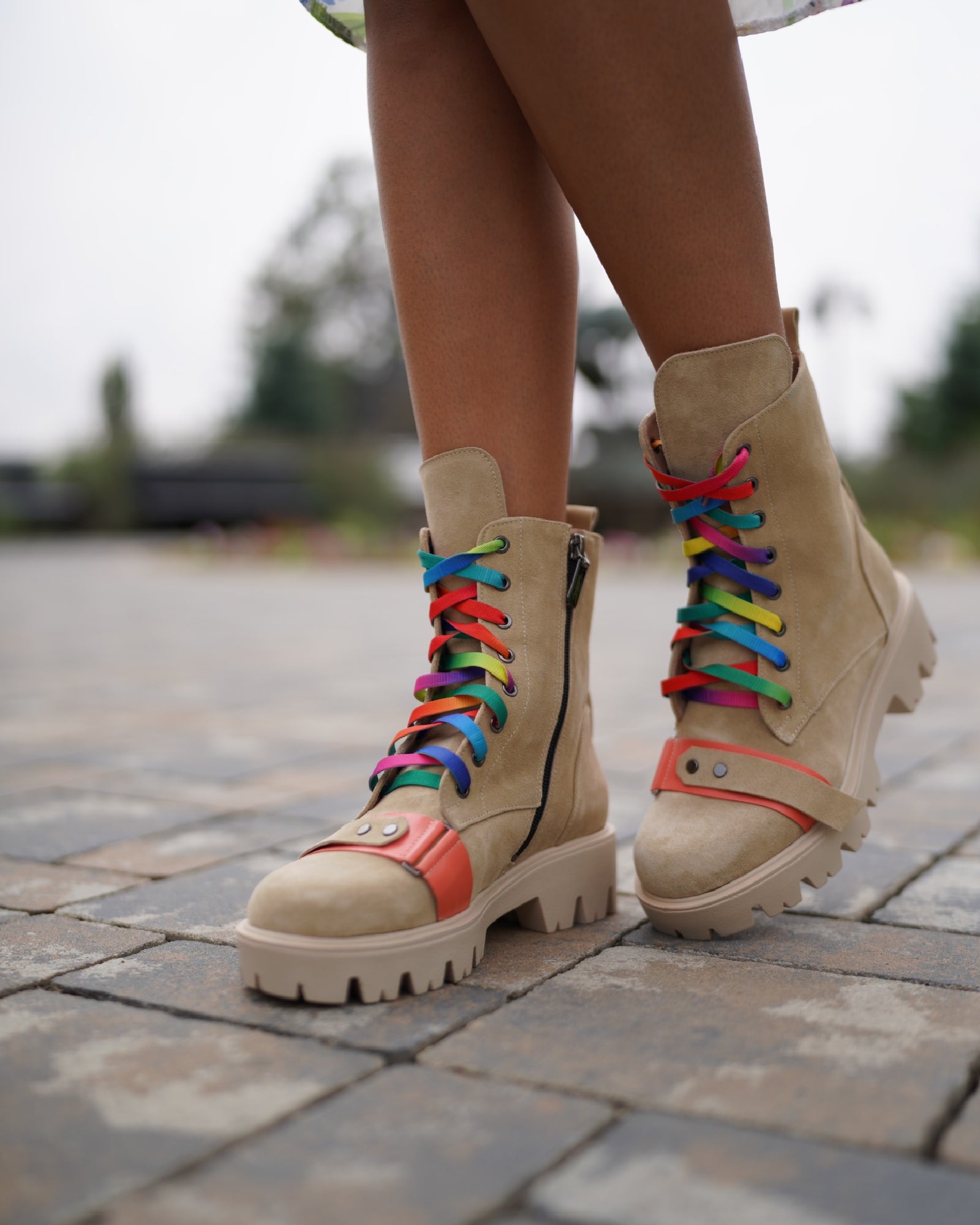 Ghete din piele intoarsa Trendy Beige