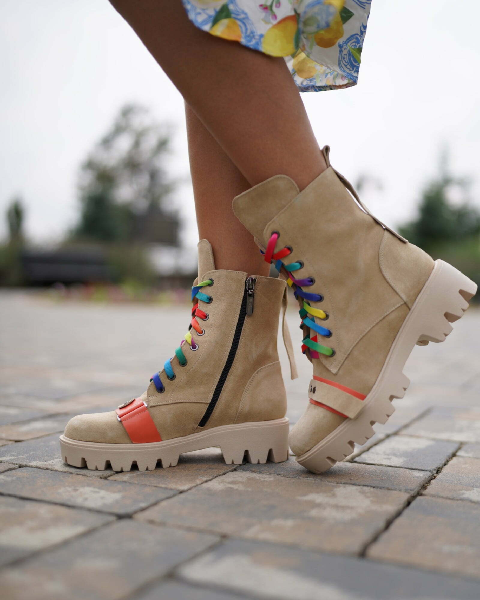 Ghete din piele intoarsa Trendy Beige