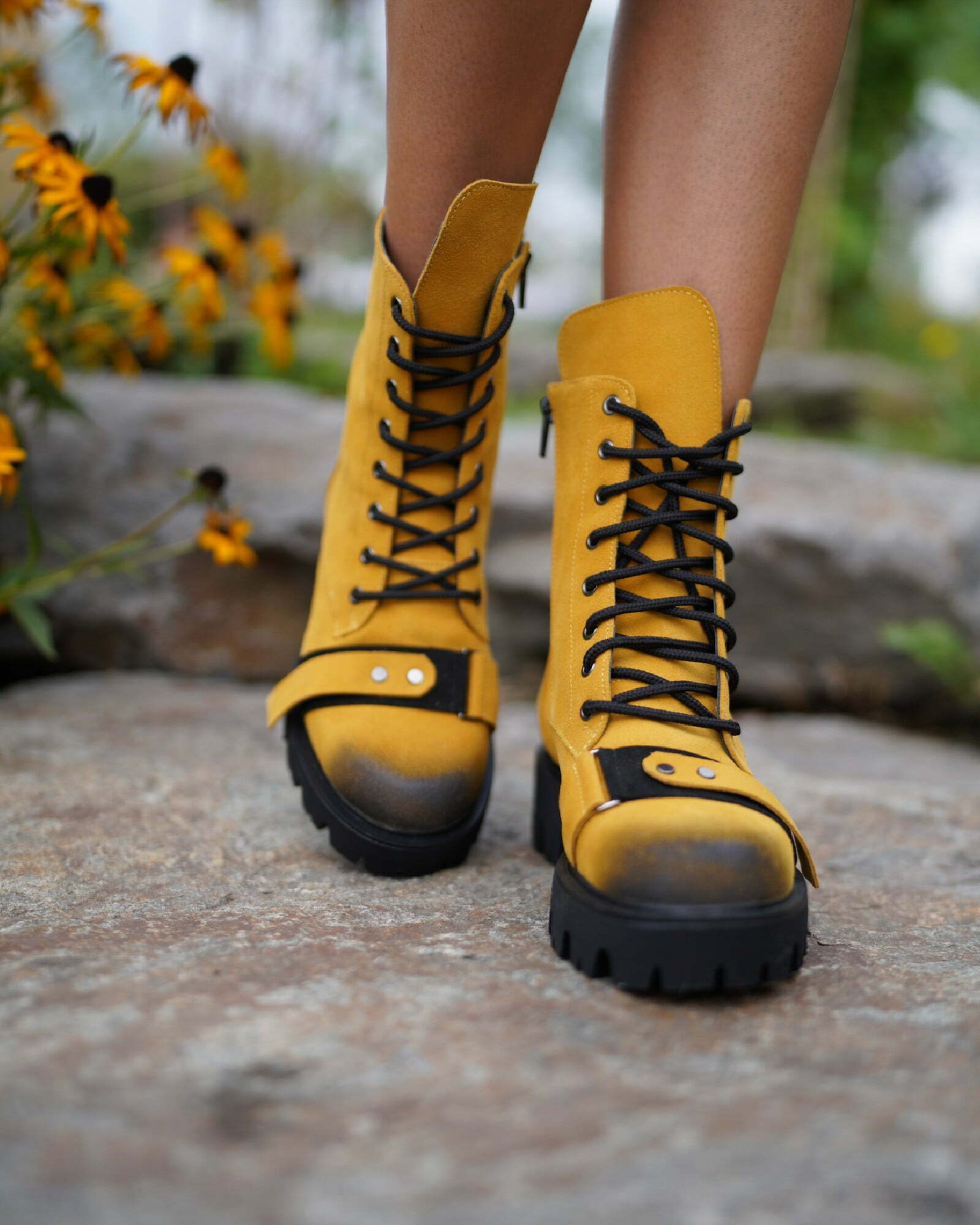 Ghete din piele intoarsa Trendy Yellow