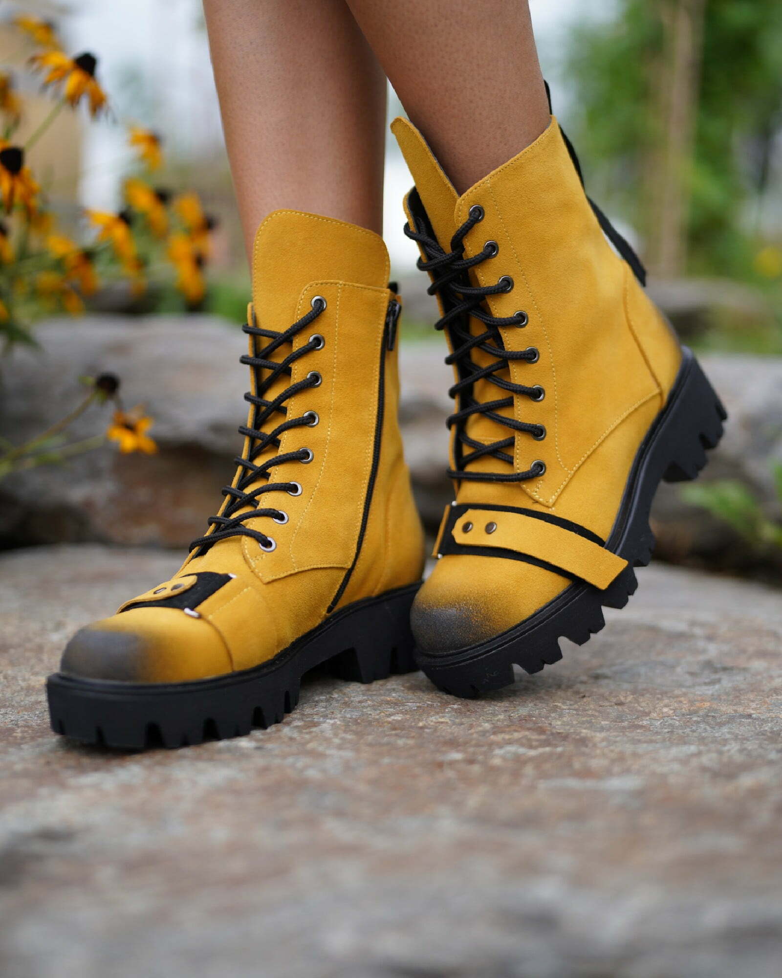 Ghete din piele intoarsa Trendy Yellow
