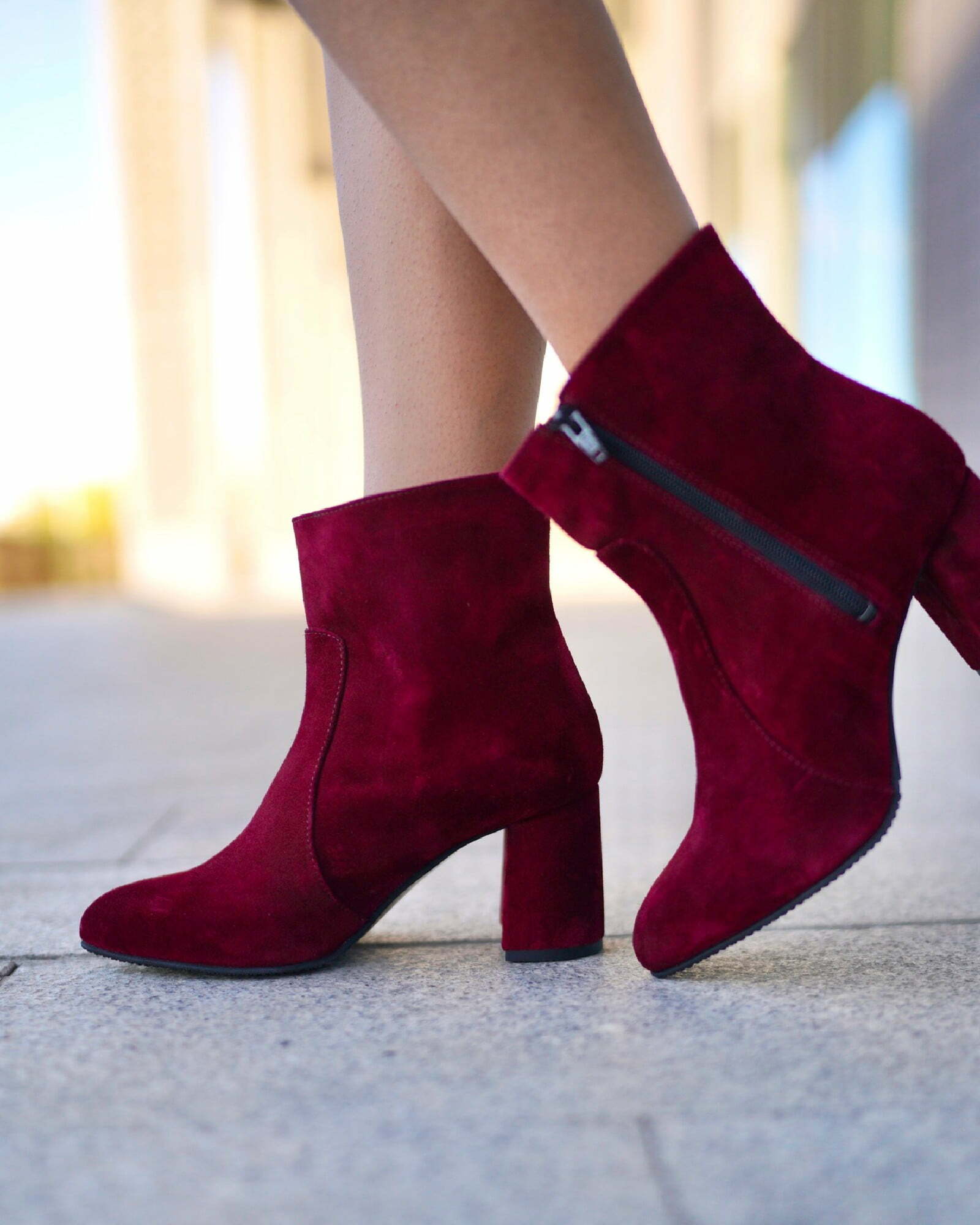 Ghete elegante din piele intoarsa grena Lady