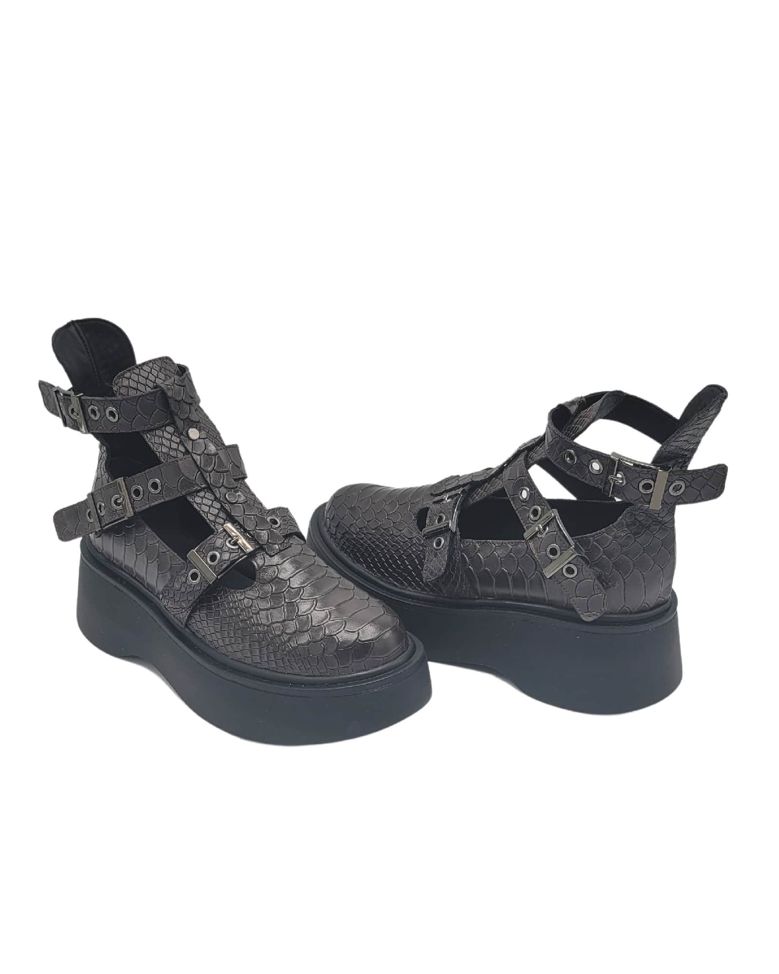 Pantofi cu catarame PF261-6 maro-mat