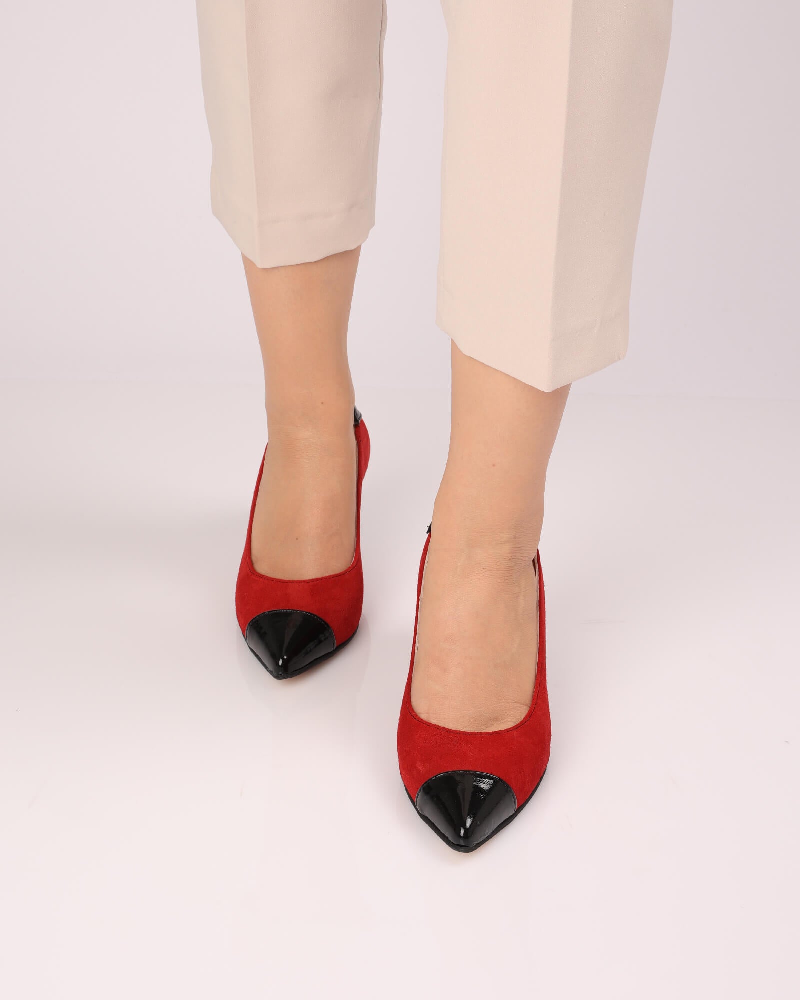 Pantofi cu varf ascutit si toc jos PF0245-4 rosu