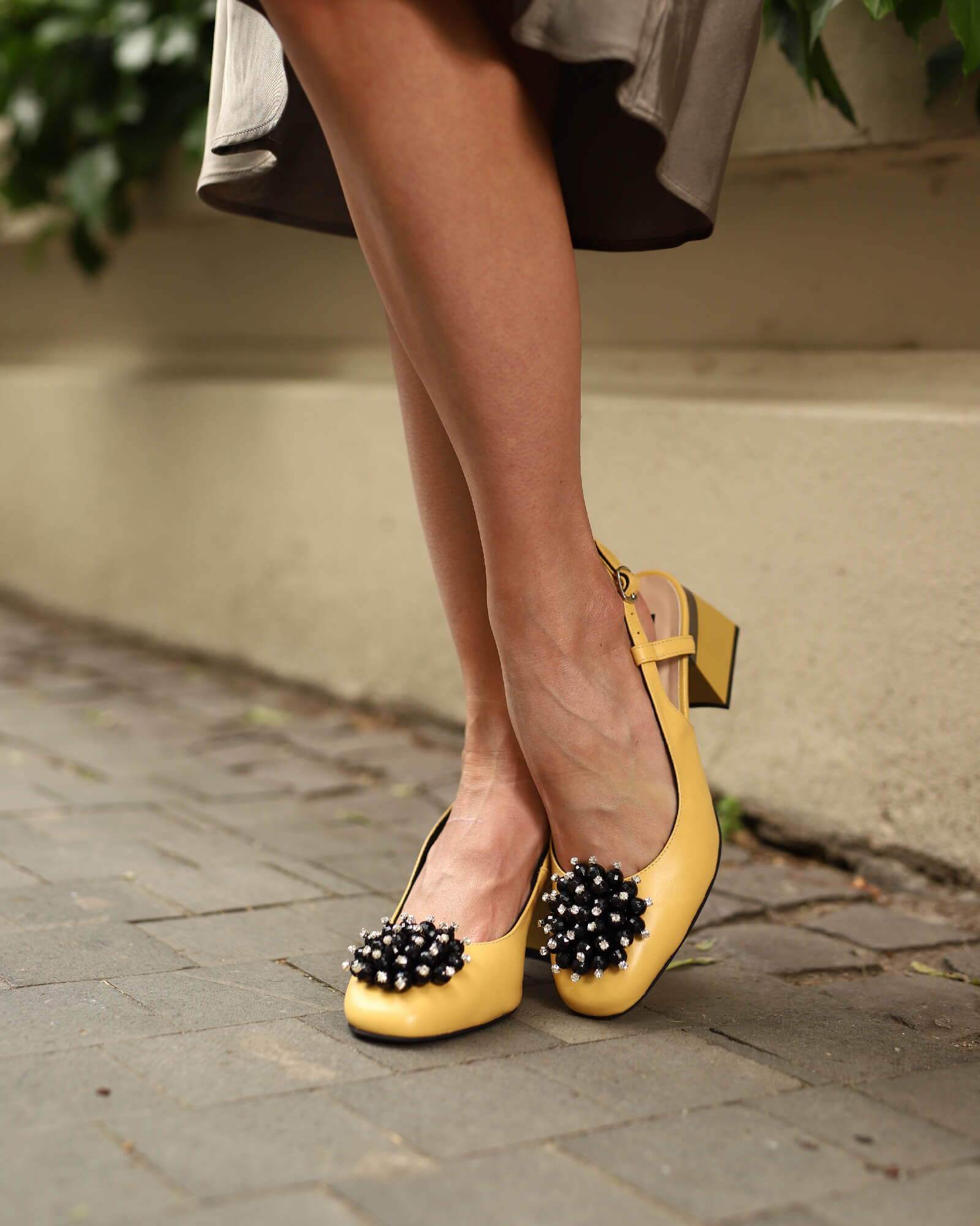 Pantofi decupati cu accesoriu Paris Yellow