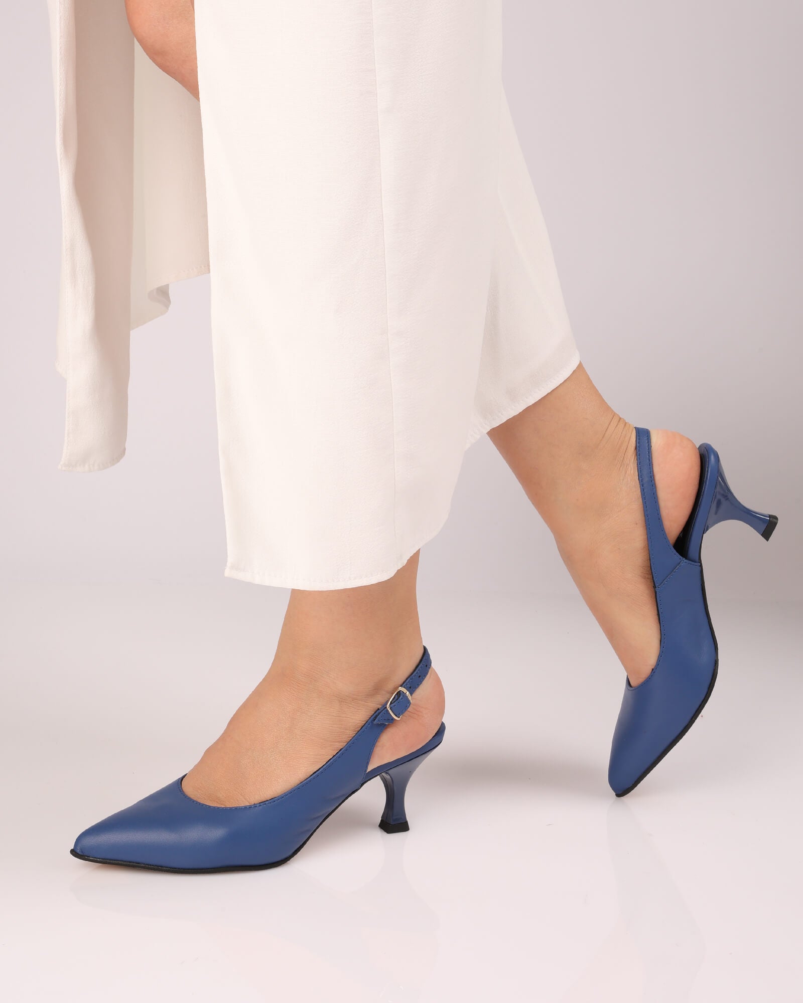 Pantofi decupati cu toc jos PF0245-5 Blue
