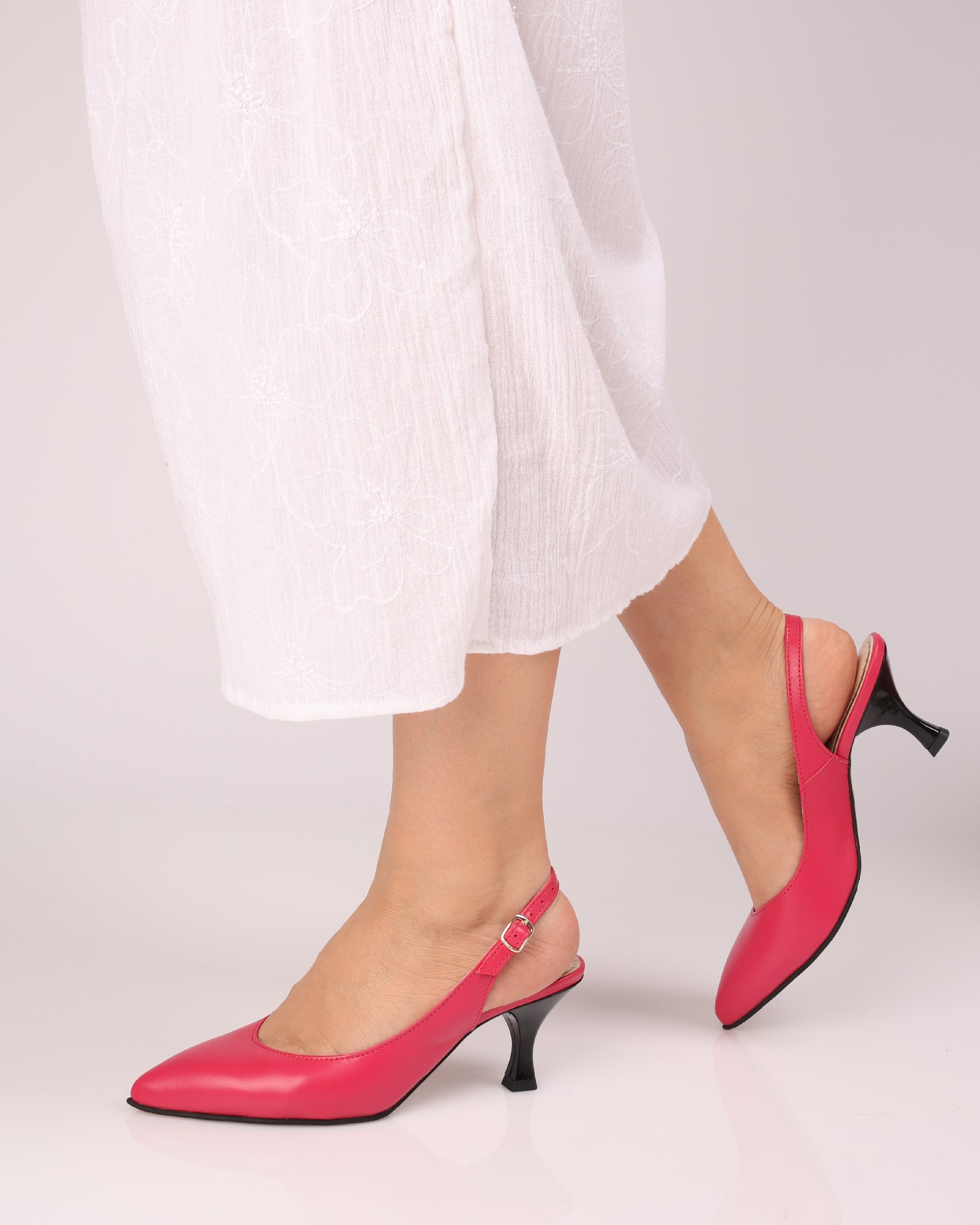 Pantofi decupati cu toc jos PF0245-5 fucsia