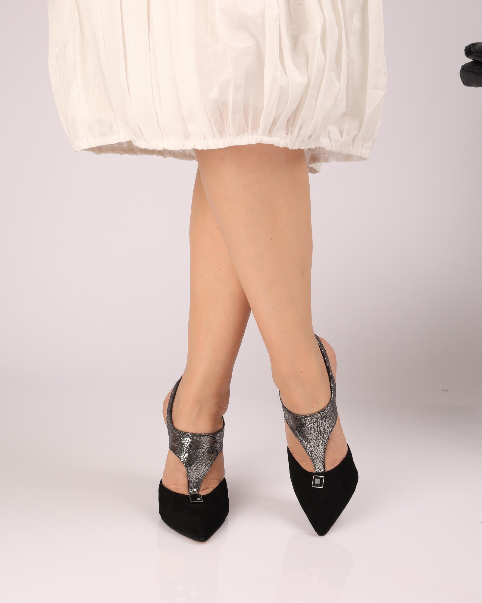 Pantofi decupati din piele intoarsa PF597-26 negru