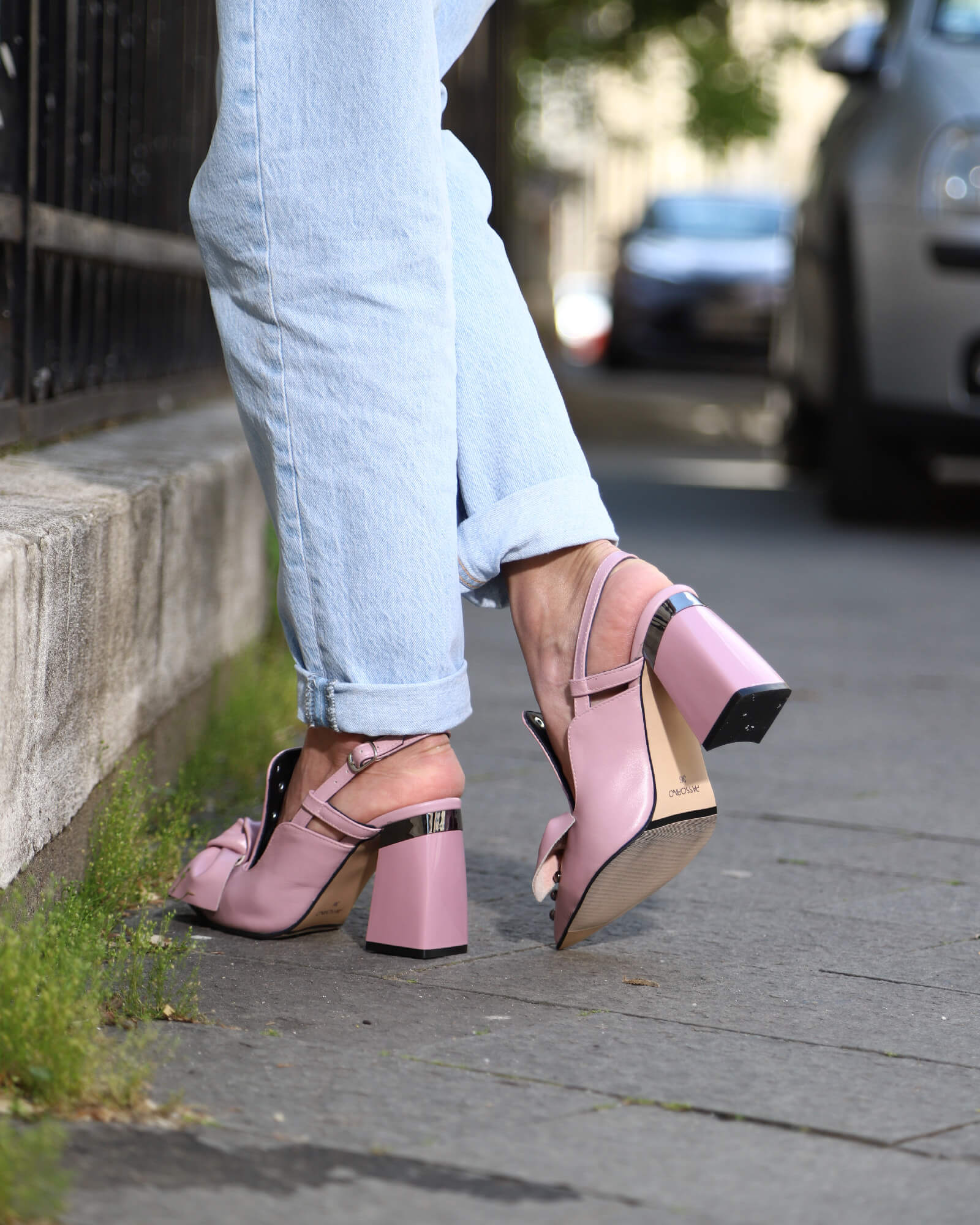 Pantofi eleganti cu tinte Metallica Lila