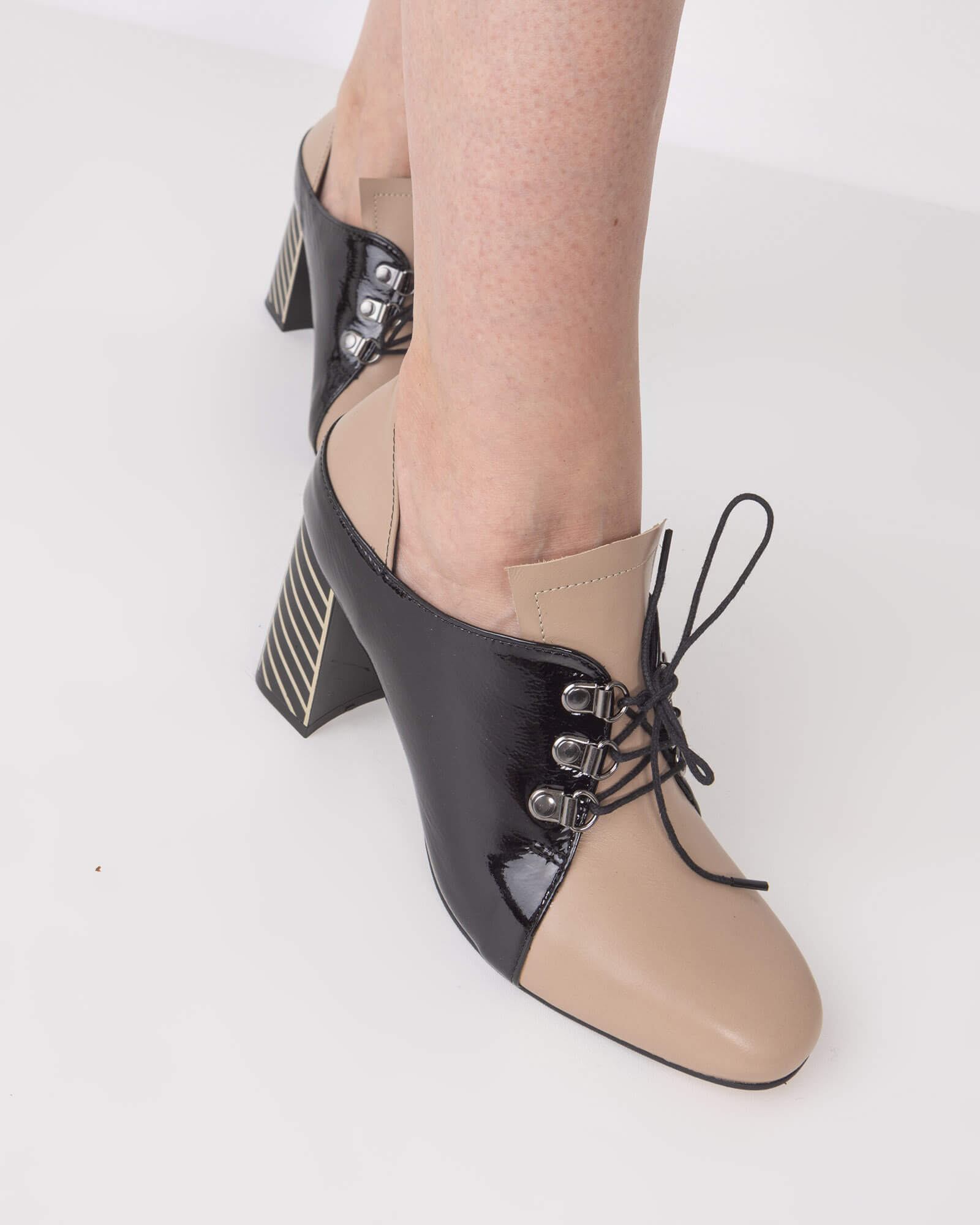 Pantofi office cu siret PF008-2 Cappuccino