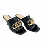 Papuci cu accesoriu modern PF246-5 negru