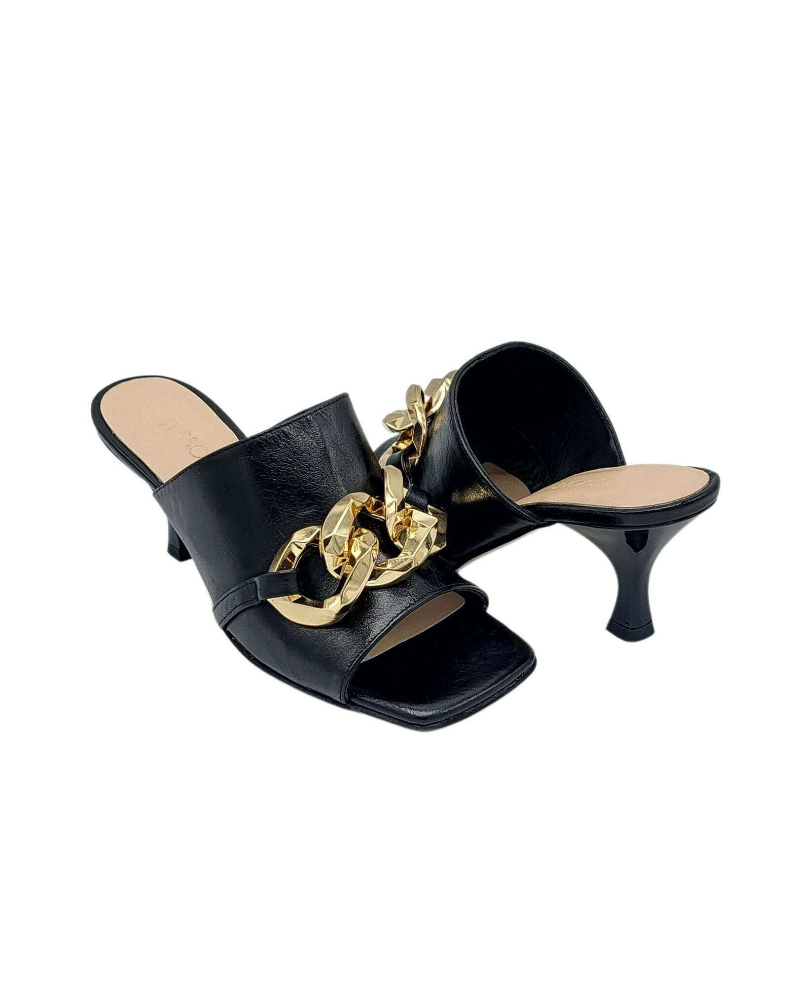 Papuci cu accesoriu modern PF246-5 negru