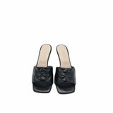 Papuci cu toc jos si cusaturi PF246-2 negru
