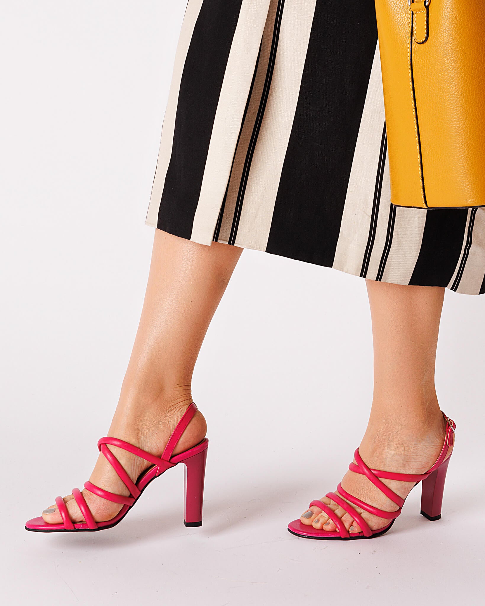 Sandale cu barete PF1317-32 fucsia