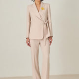 Costum Elegant Crem