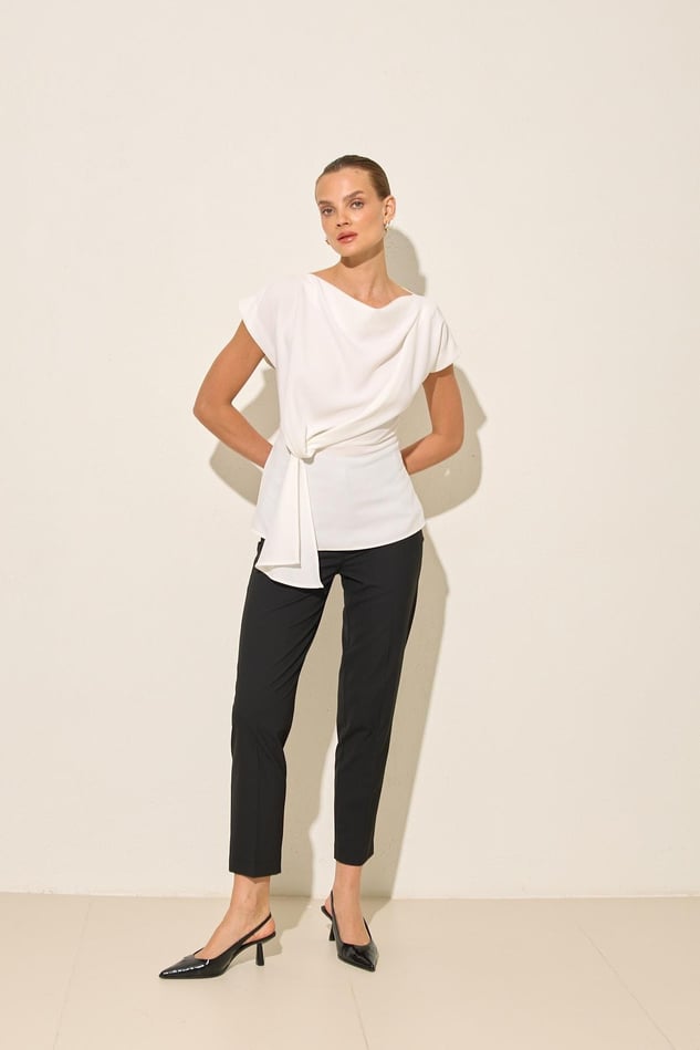 Bluza Eleganta Nod Talie