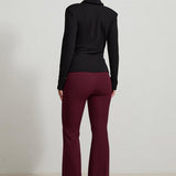 Bluza Neagra Cu Guler In V Si Aspect Incretit
