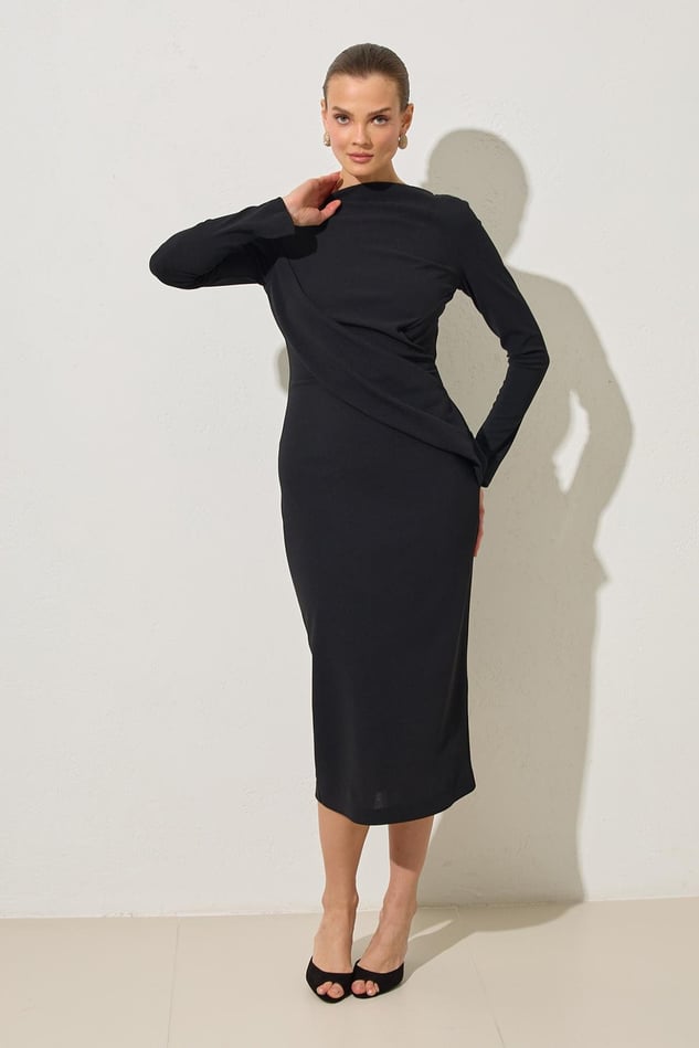 Rochie Neagra Cu Maneca Lunga