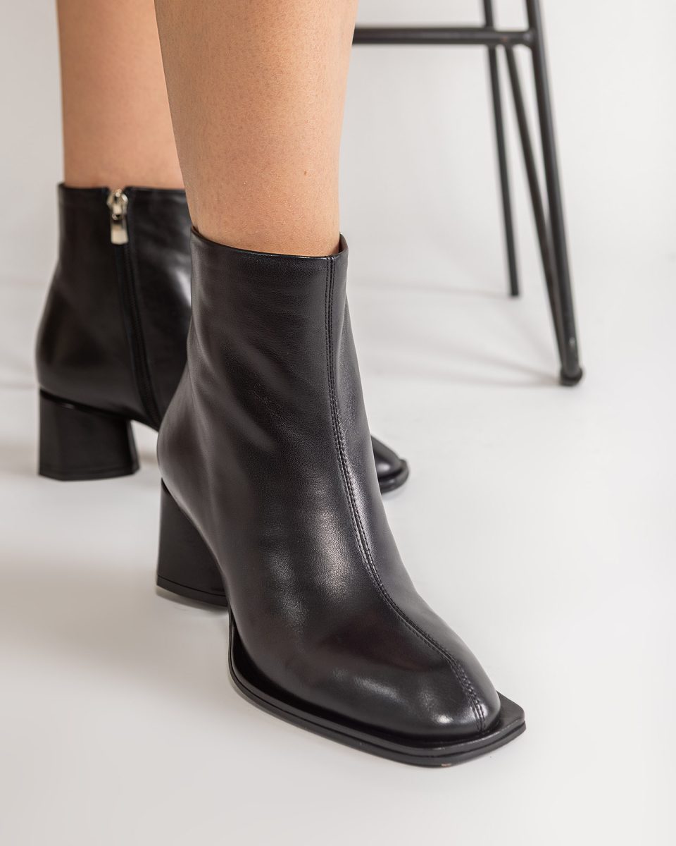 Ghete Dama Din Piele Naturala cu Varf Patrat si Toc Bloc - Elegance Black